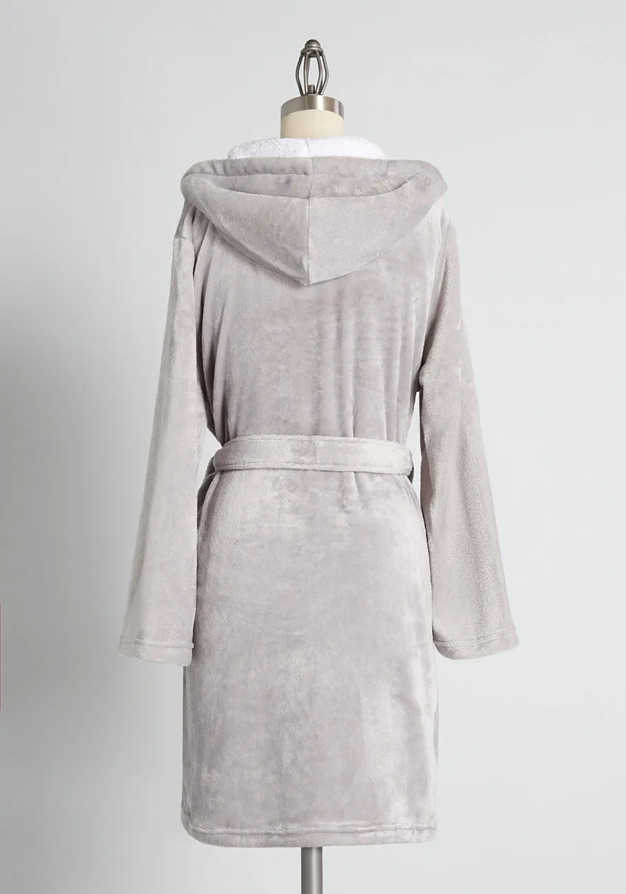 A Pocketful of Purrs Hooded Robe
