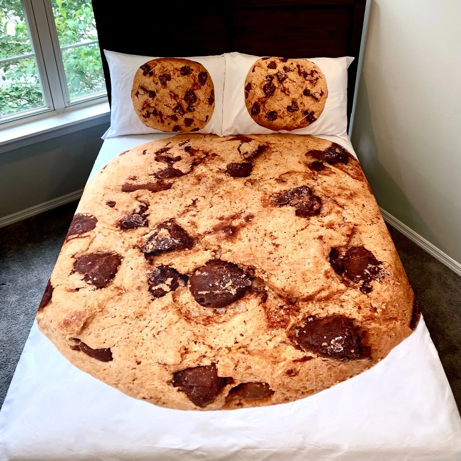 Chocolate Chip Cookie 5 PC Kids Full Bed Set With Round Comforter