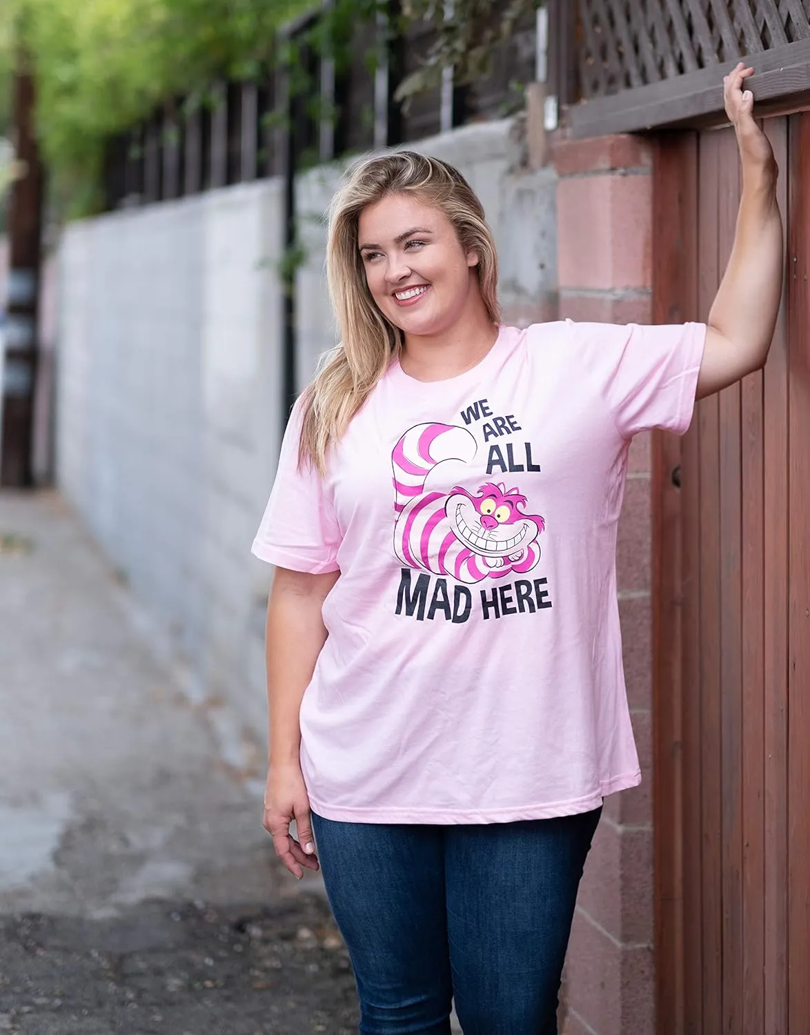 Disney Womens Plus Size T-Shirt Cheshire Cat Alice in Wonderland Print Size 4X