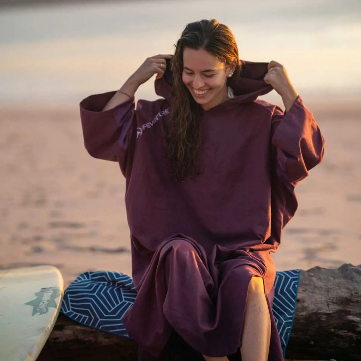 Lifeventure Compact Changing Robe