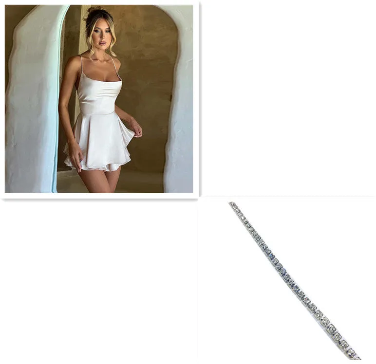 Robe trapue slim en satin dos nu, élégante et américaine