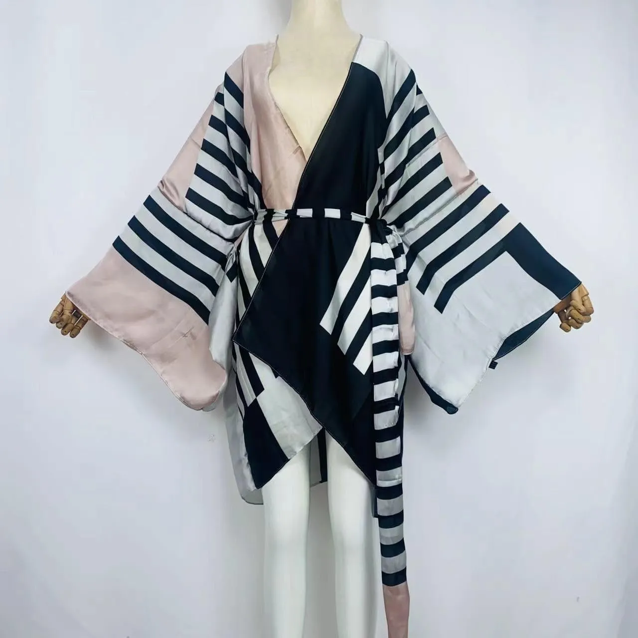 Summer Beach Cover up Women Cardigan Fashion Sexy Boho African Holiday Party Long Sleeve Silk Feeling Robe Kimono Kaftan
