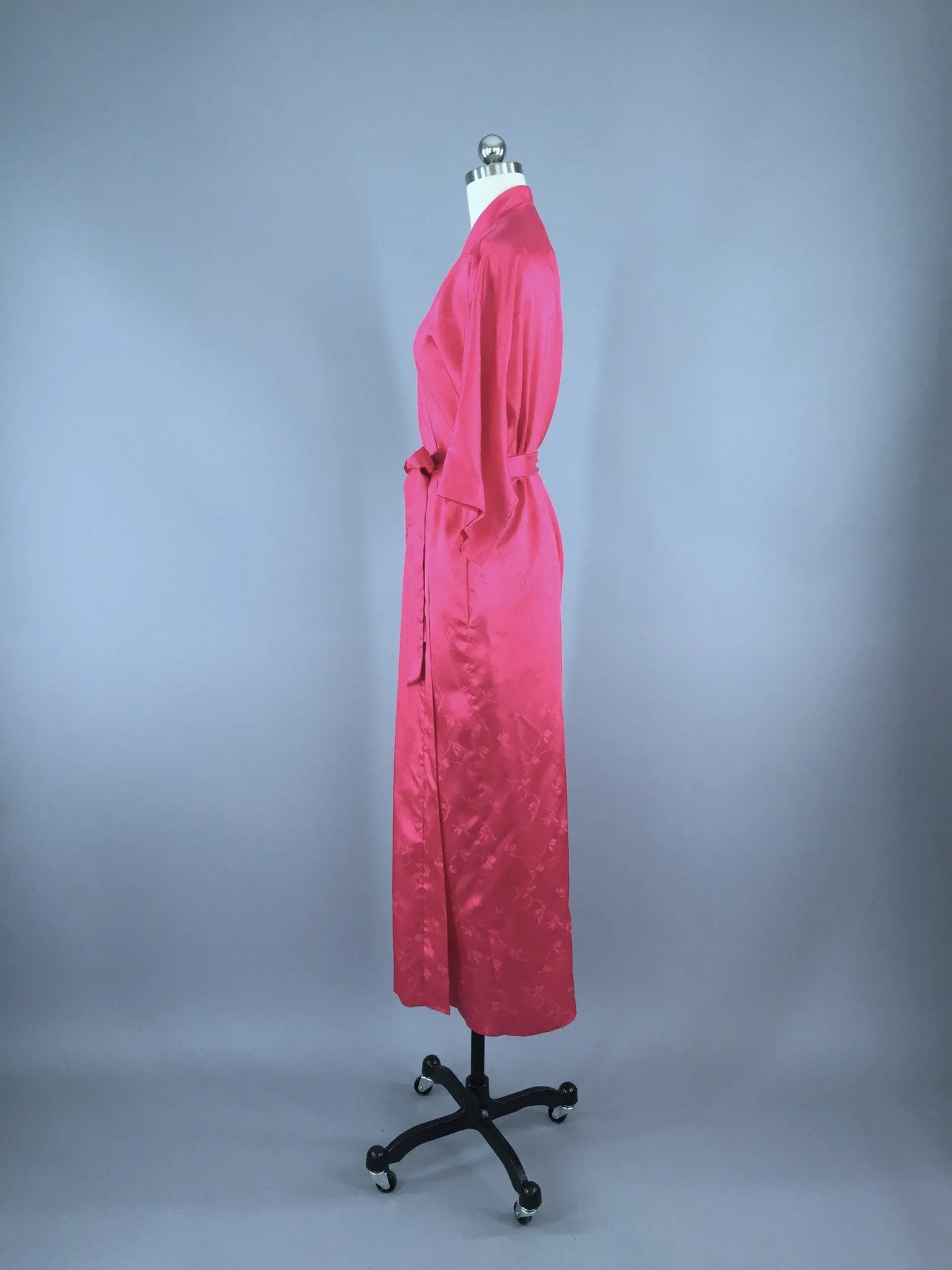 Vintage Satin Robe / Saks 5th Avenue