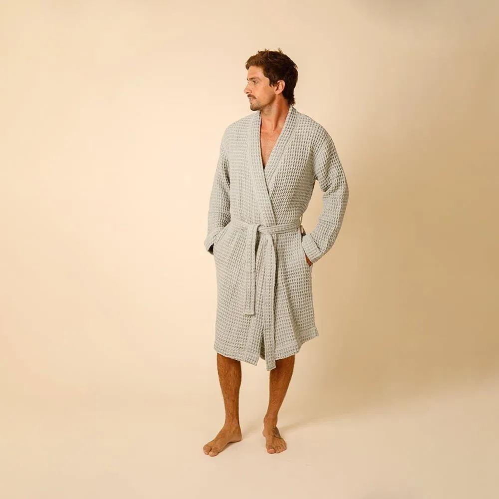 Weightless Waffle Robe in Aloe